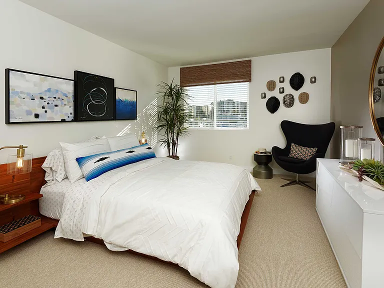 Wayfarer Apartments + Marina — Photo 18