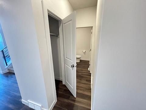 5th image of 382 Watercress Dr
