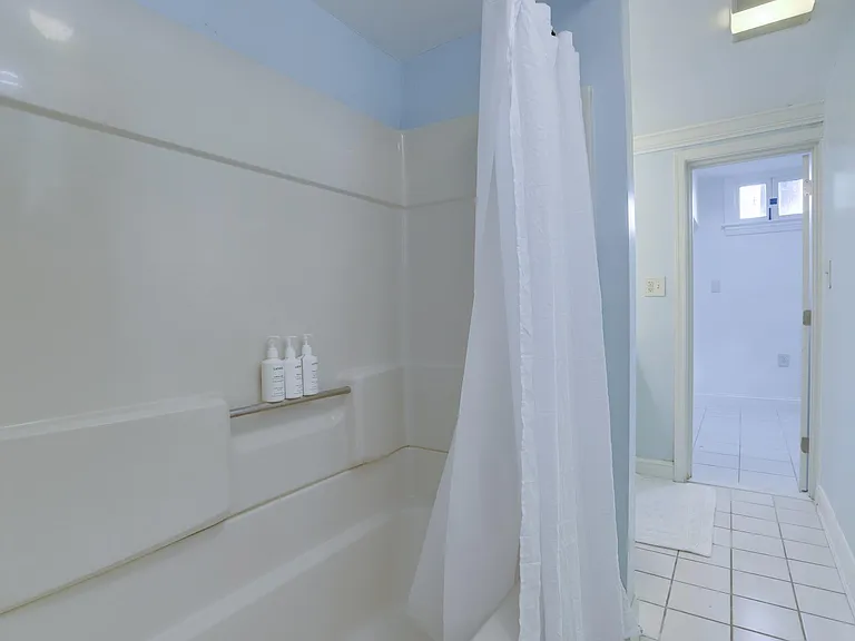 400 Seward Sq SE #B2 — Photo 21