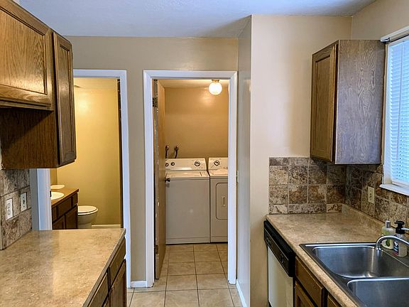 4th image of 4058 W Mann Way
