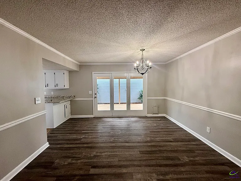 144 Pleasant Hill Ct — Photo 5