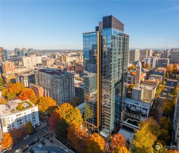 800 Columbia Street #1610, Seattle, WA, 98104