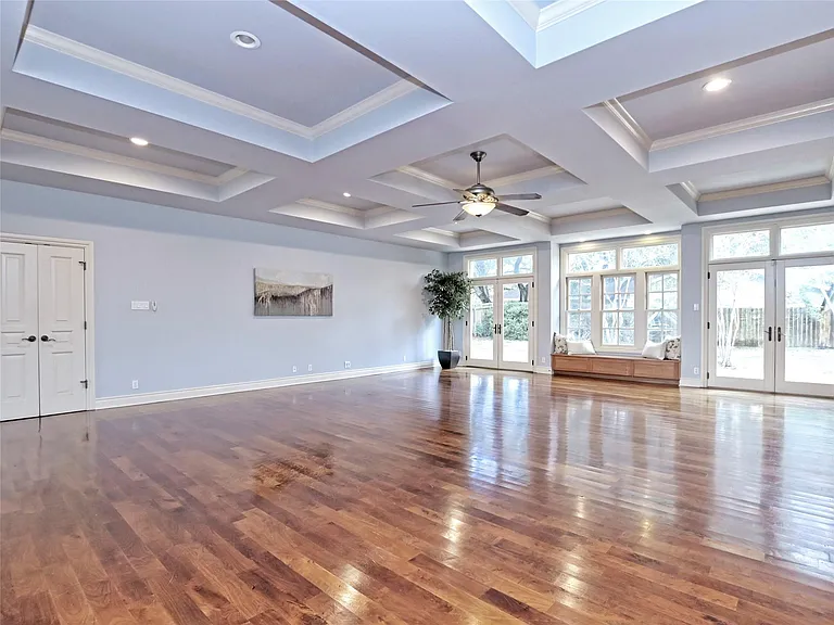 6605 Mesa Dr — Photo 6