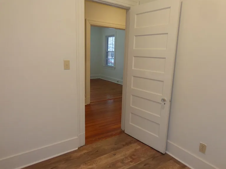 833 Westover Ave — Photo 16