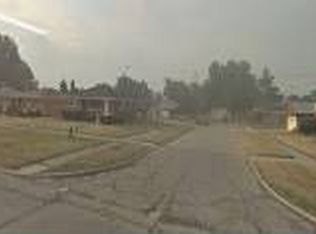 11630 Berwyn, Redford, MI 48239