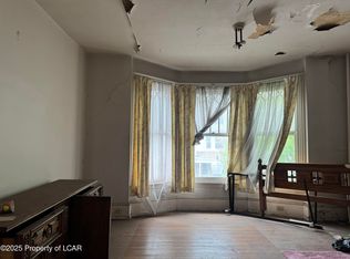 206 N Main St, Shenandoah, PA