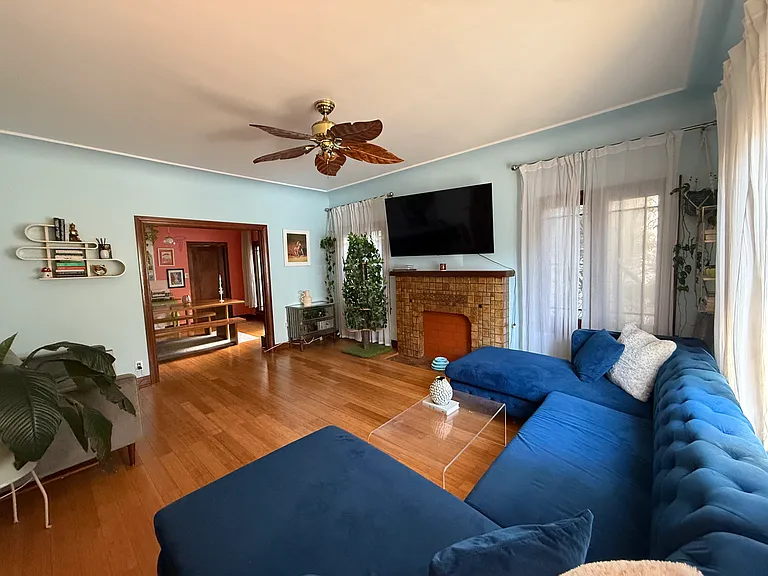 4323 Avocado St — Photo 2