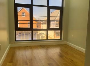 4369 162nd St #2F, Flushing, NY 11358