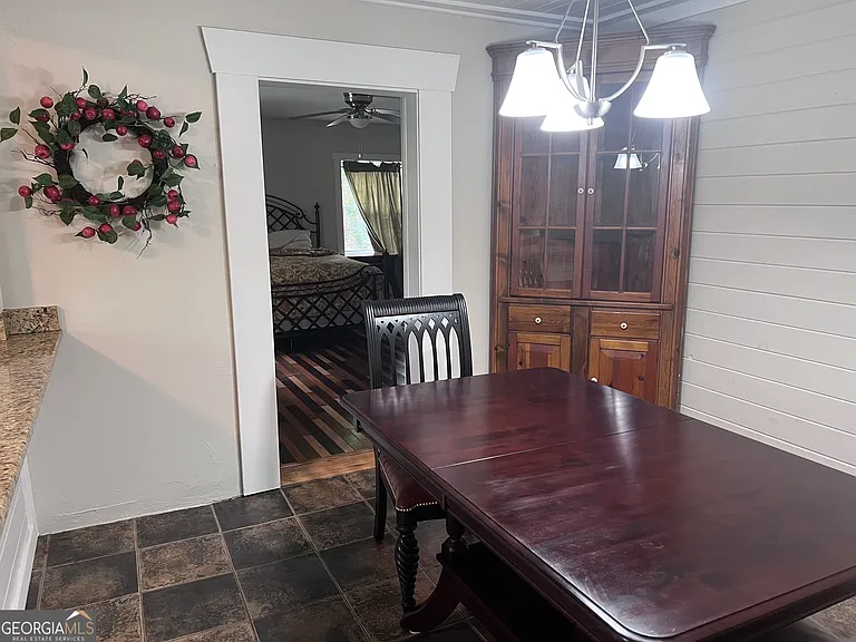 66 Logan Ln — Photo 9