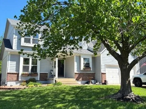6118 W 157th Ter, Overland Park, KS 66223