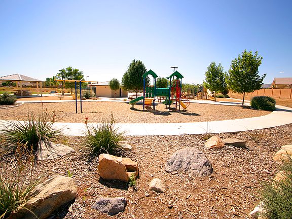 5th image of 7168 N Pinnacle Pass Dr