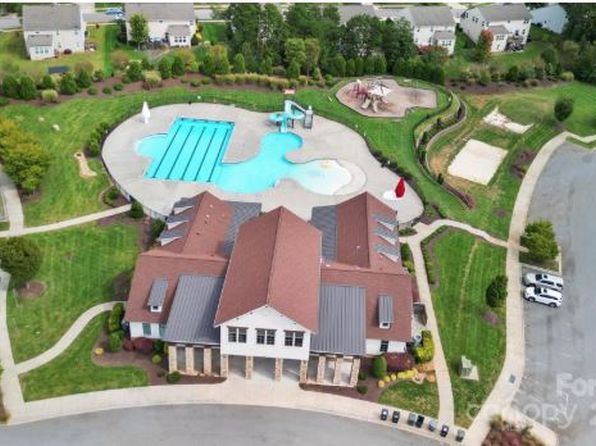 7446 Dover Mill Dr SW, Concord, NC 28025