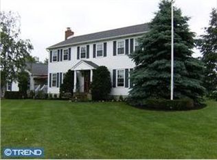 18 Craig Dr, Columbus, NJ 08022