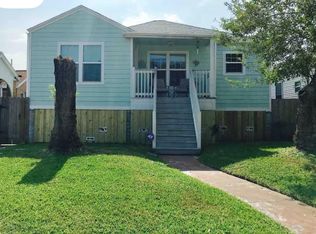 5219 Avenue Q, Galveston, TX 77551