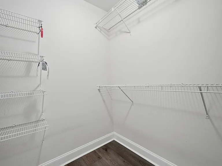 166 Cove Hl — Photo 35