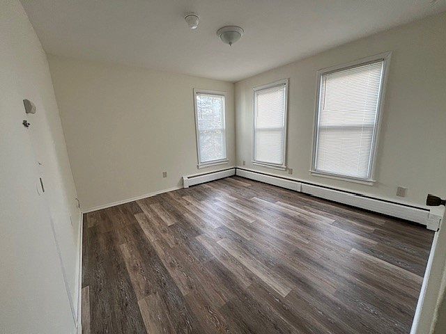 2nd image of 441 West St APT 3