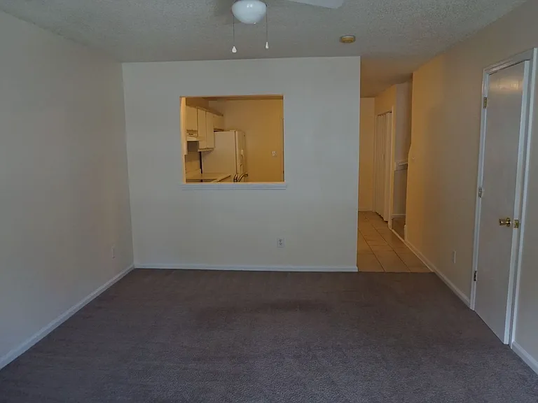 109 Spring Meadow Cir — Photo 6
