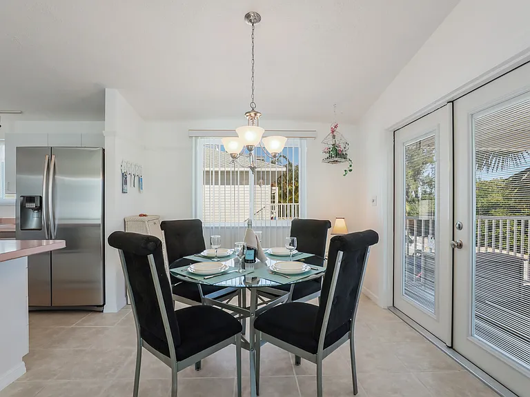 2804 Avenue C — Photo 17