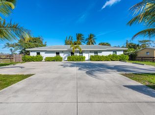 2449 Saranac Ave, West Palm Beach, FL 33409