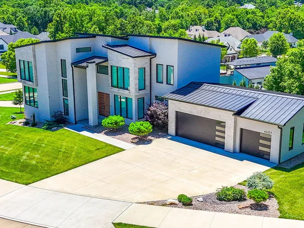4407 Silver Valley Dr, Columbia, MO 65203
