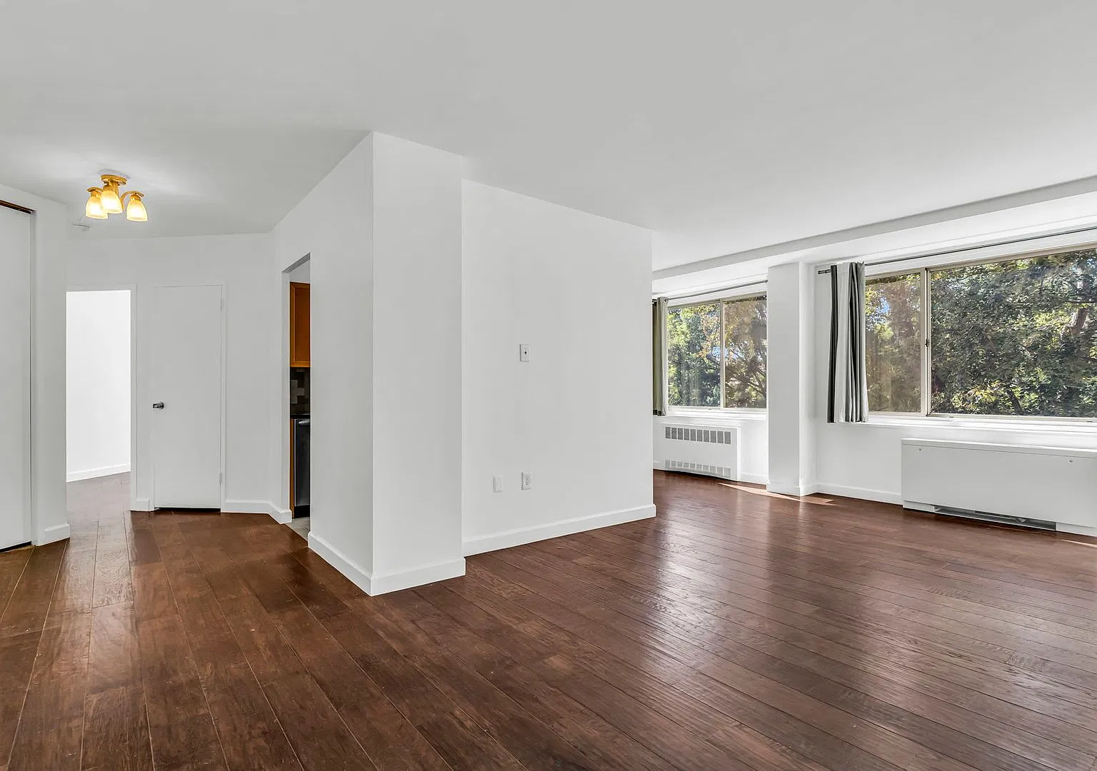 4000 Tunlaw Rd NW — Photo 3