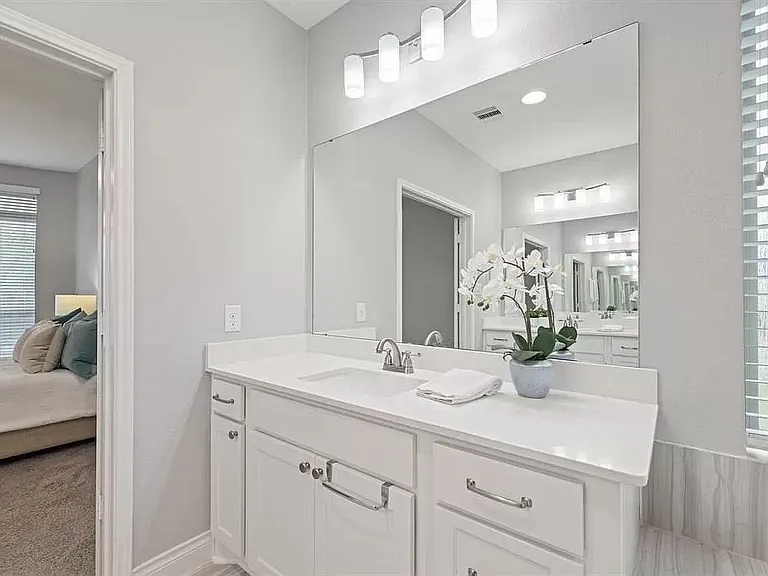 2037 Judge Fisk Ct — Photo 22