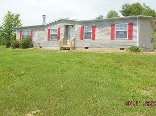 2713 N State Road 65, Patoka, IN 47666