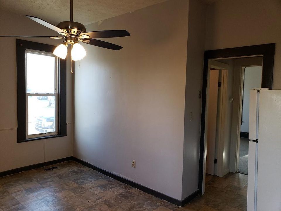 Dinette area of kitchen