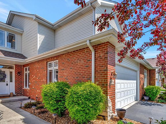 2nd image of 10756 Canterbury Dr