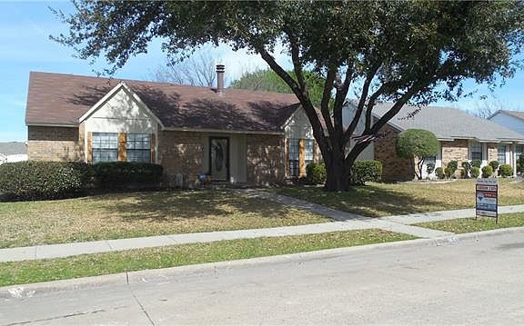 2nd image of 1821 Culberson Dr