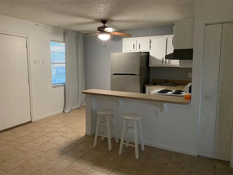 5168 NE 6th Ave #429 — Photo 7
