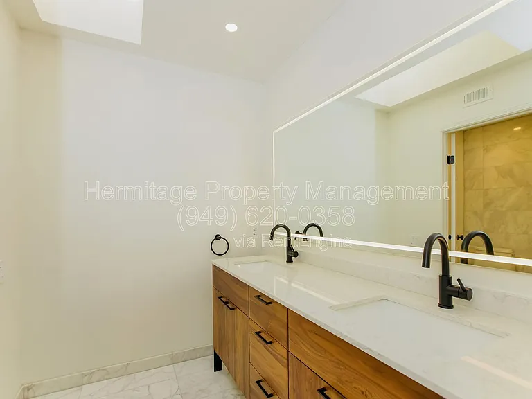 28142 Ambar — Photo 12