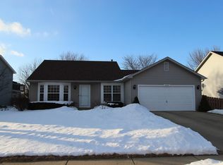 4608 W Glenbrook Trl, McHenry, IL