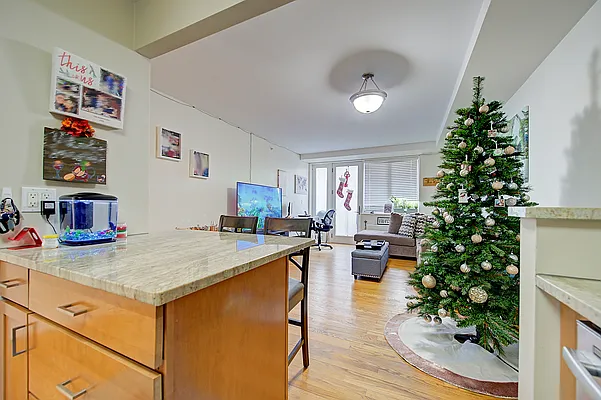 Sold by Landmarc Group | media 3