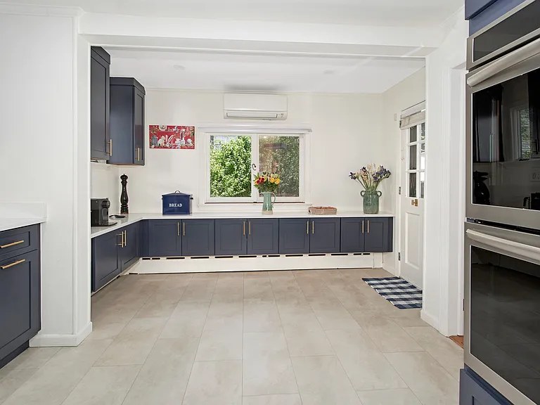 9 Fenton St — Photo 12