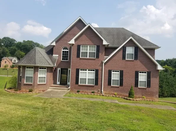2073 Cobb Meadow Ln, Clarksville, TN 37043