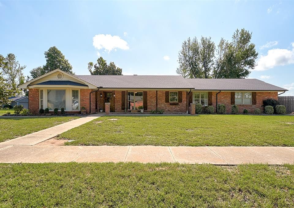 1st image of 1301 Brookhaven Blvd