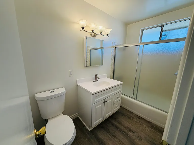 7014 Seville Ave #F — Photo 13