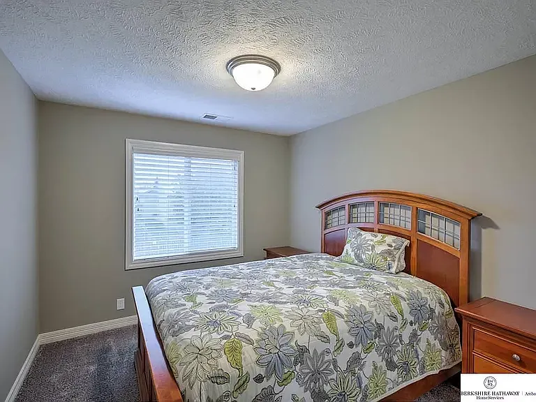 4318 S 198th St — Photo 29