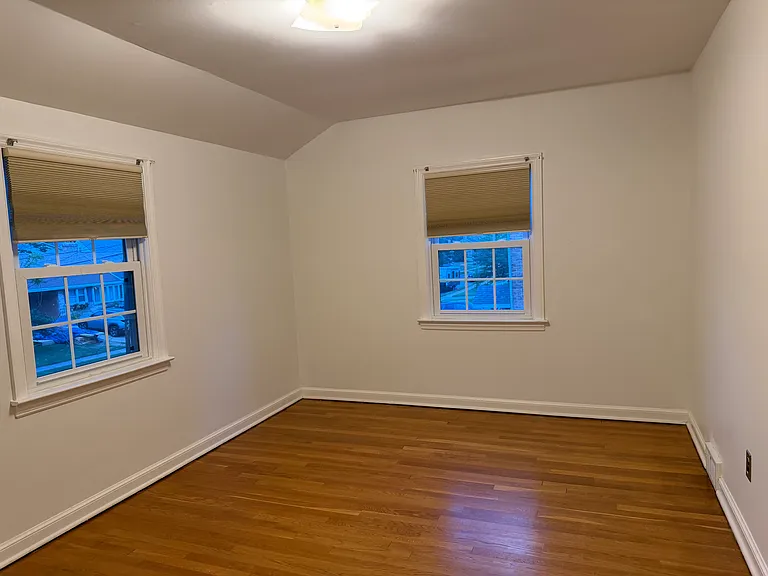 114 Alders Dr — Photo 15