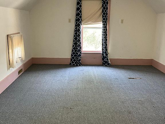 5th image of 408 6th St