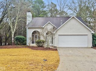 12190 Cypress Ln, Fayetteville, GA