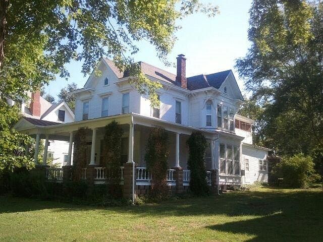 1st image of 805 N Cedar St