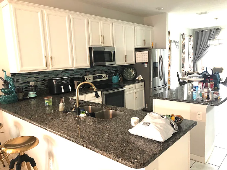202 Aberdeen St — Photo 12