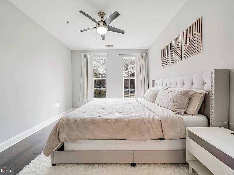 801 S Greenbrier St #113 — Photo 12