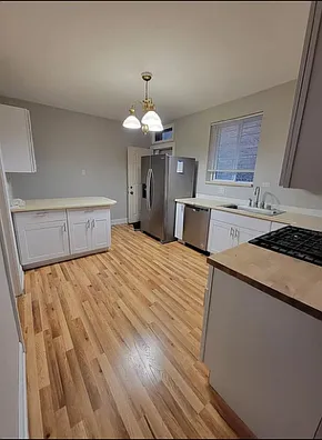 3724 Grand Blvd #1R — Photo 4
