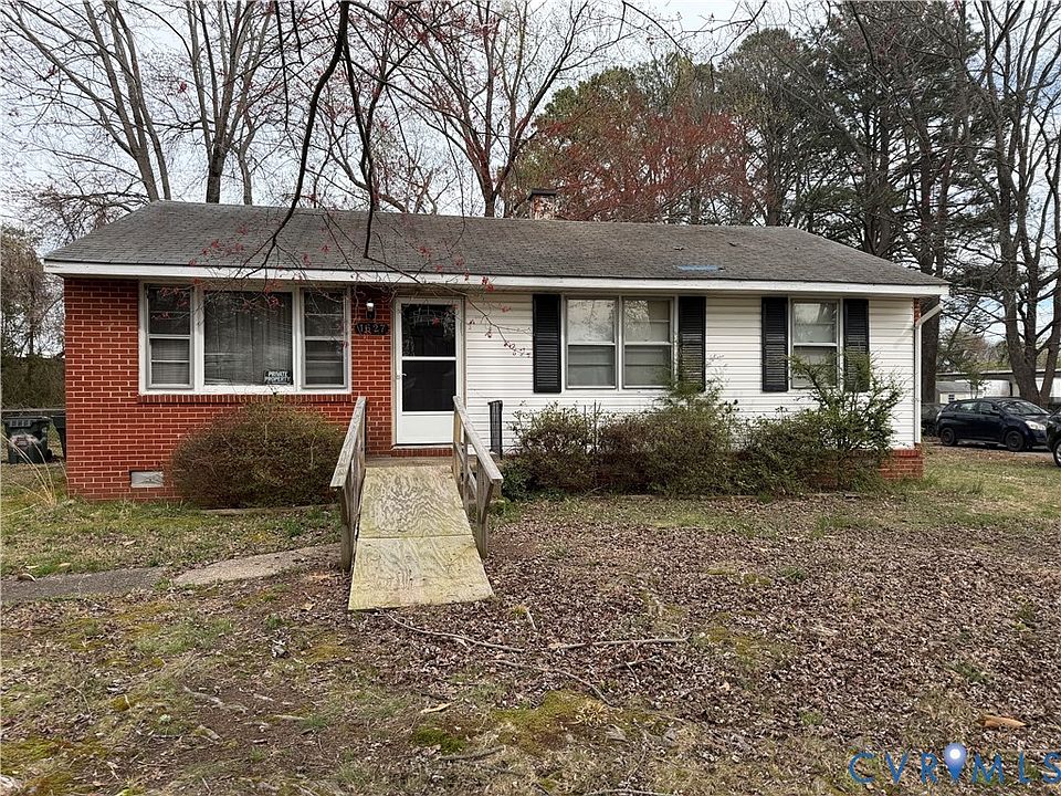 1st image of 1627 Silverwood Dr