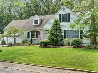 17 6th St, Manchester, NJ 08759