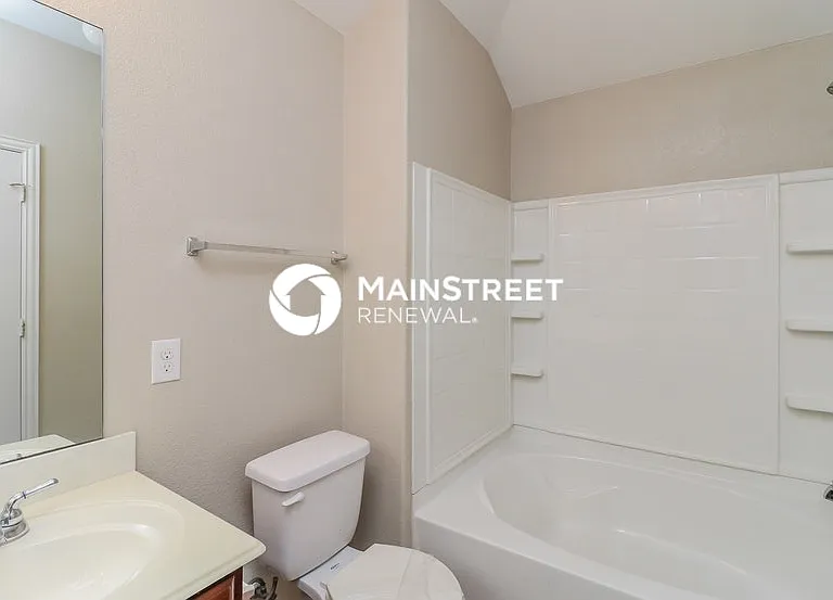 2408 Hawkwood Ct — Photo 15