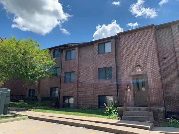 42 W Court St #403, Iowa City, IA 52240